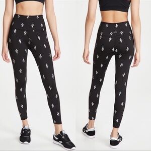 Beyond Yoga Cactus Print Leggings in a size Xsmall.